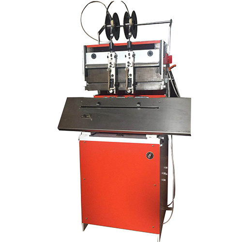 TD202手(shou)動訂書(shu)機